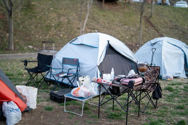 Comment organiser un séjour au Portugal avec des cours de surf et des excursions en bateau?